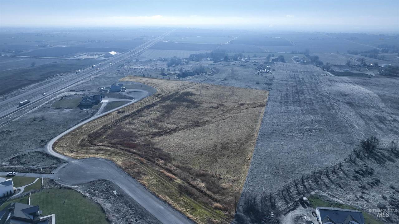 Monarch Rd - Photo 1