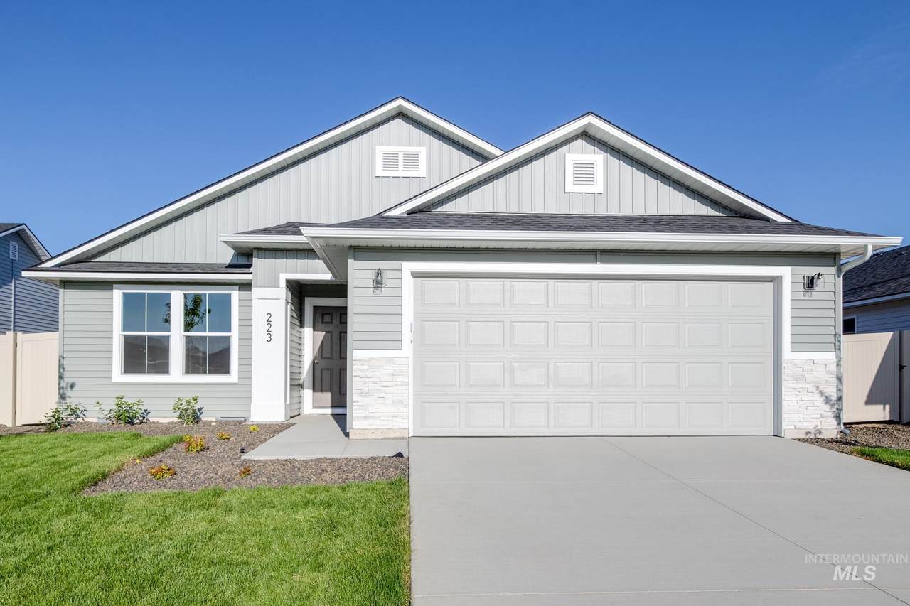 223 Idalou Way - Photo 1