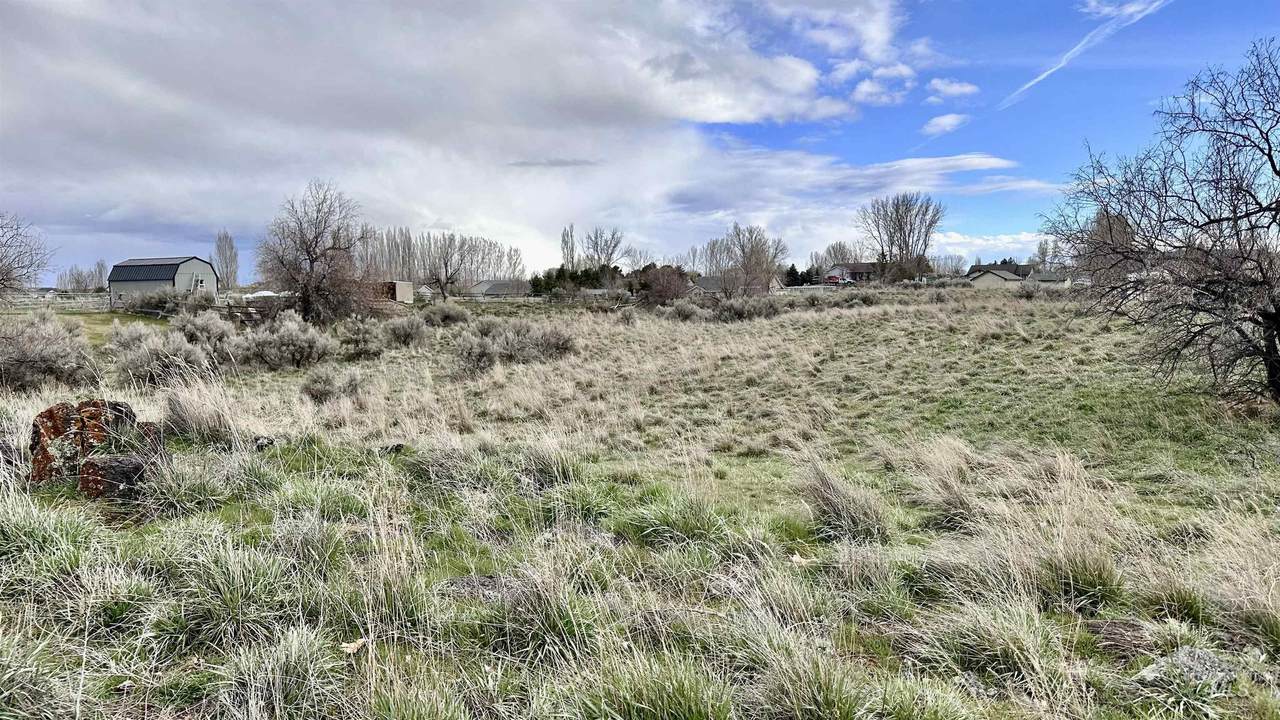 TBD Tbd - Photo 1