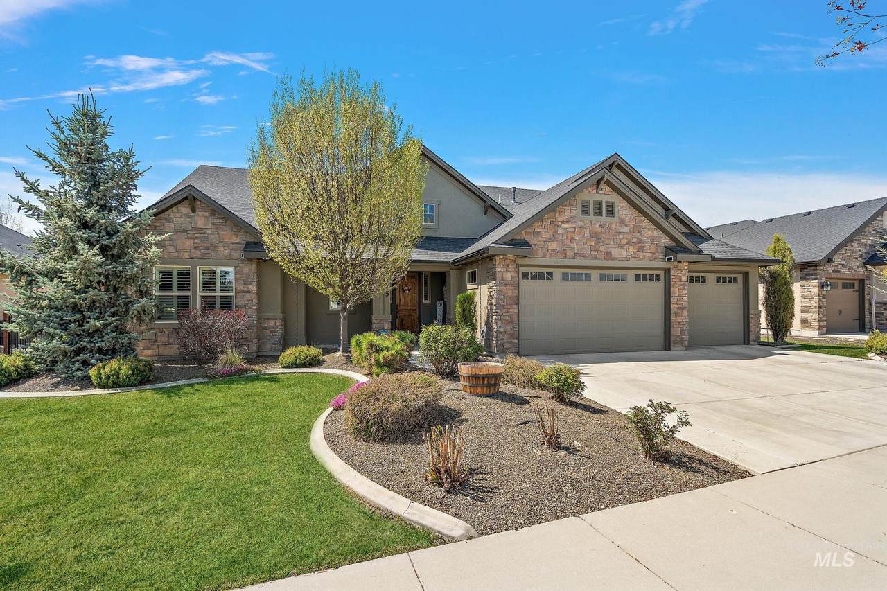 1315 Luge Avenue - Photo 1