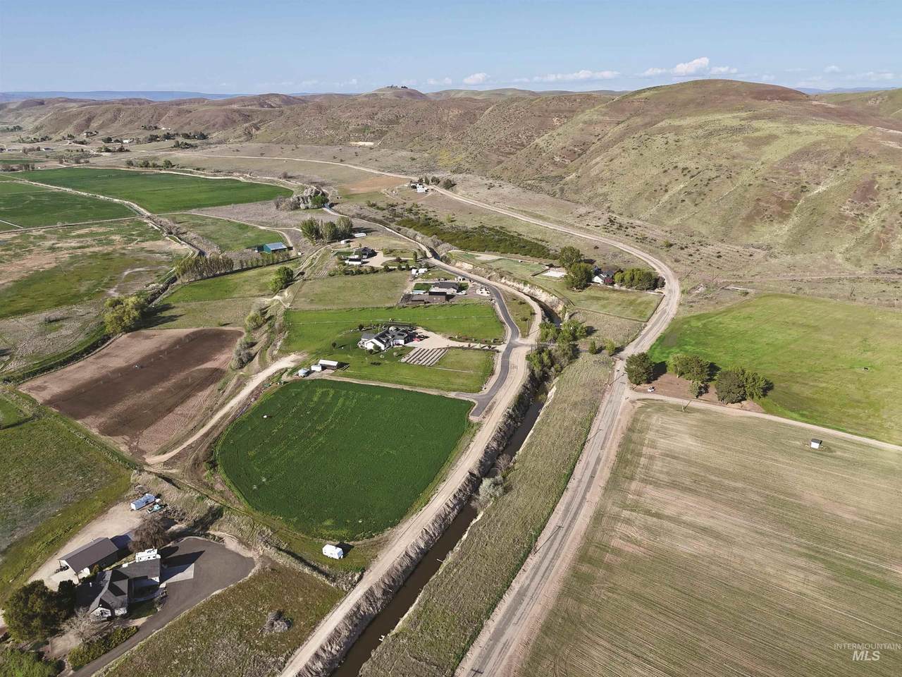 11483 Hill Rd - Photo 1