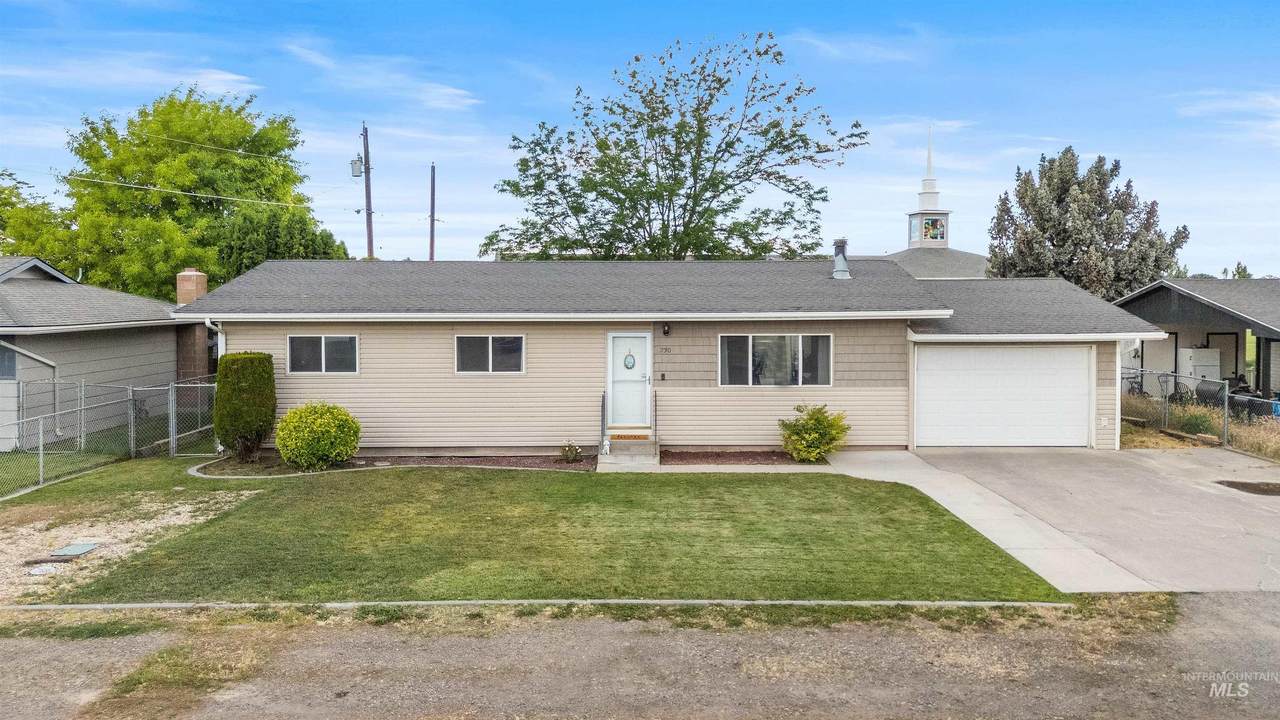 230 Sage St - Photo 1