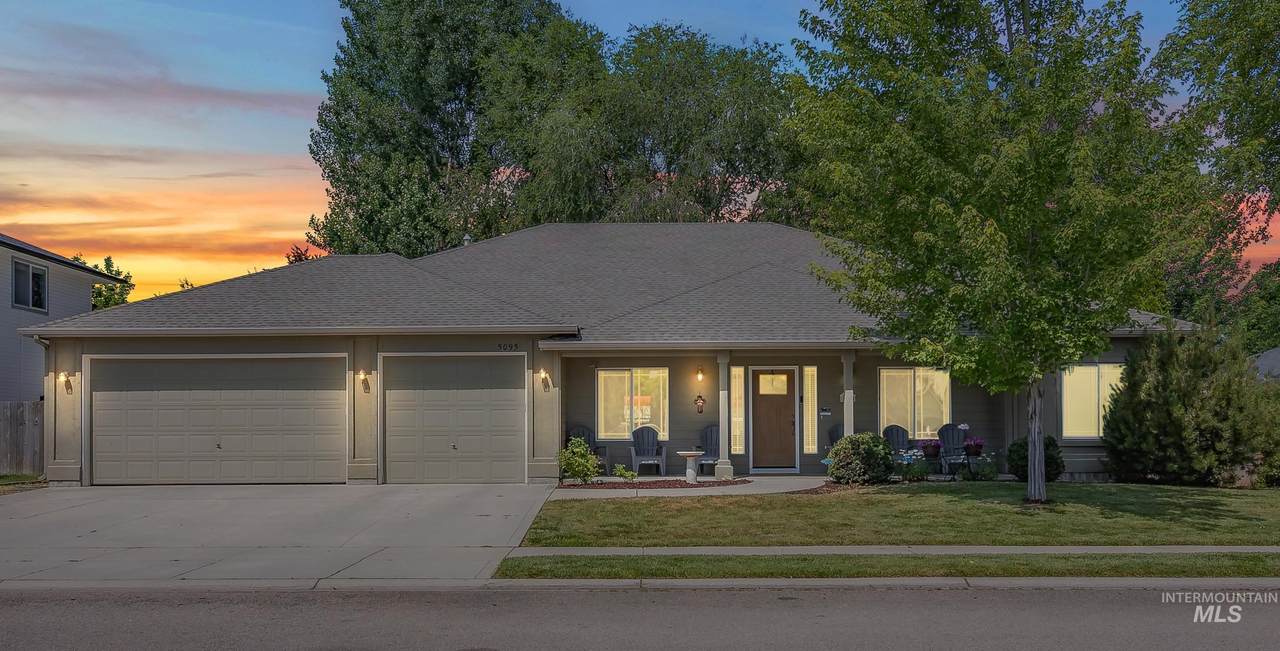 5095 Blue Ash Ave - Photo 1