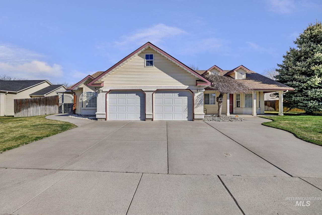 2563 Paintbrush Dr. - Photo 1