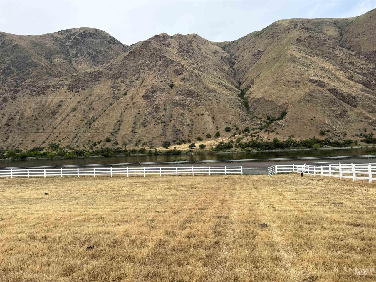 Snake River Road - Photo 1