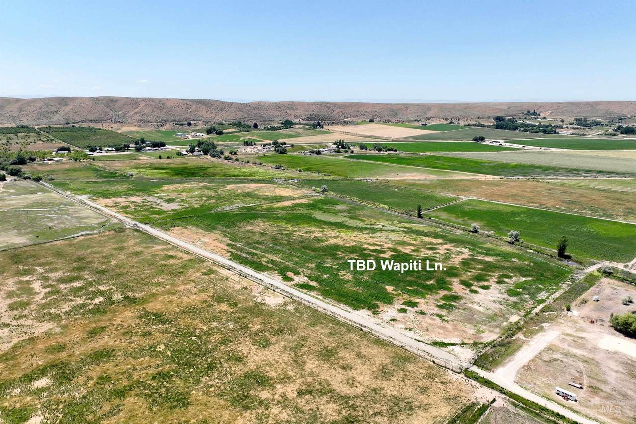 Tbd Wapiti Ln Lot 02 Block 02 - Photo 1