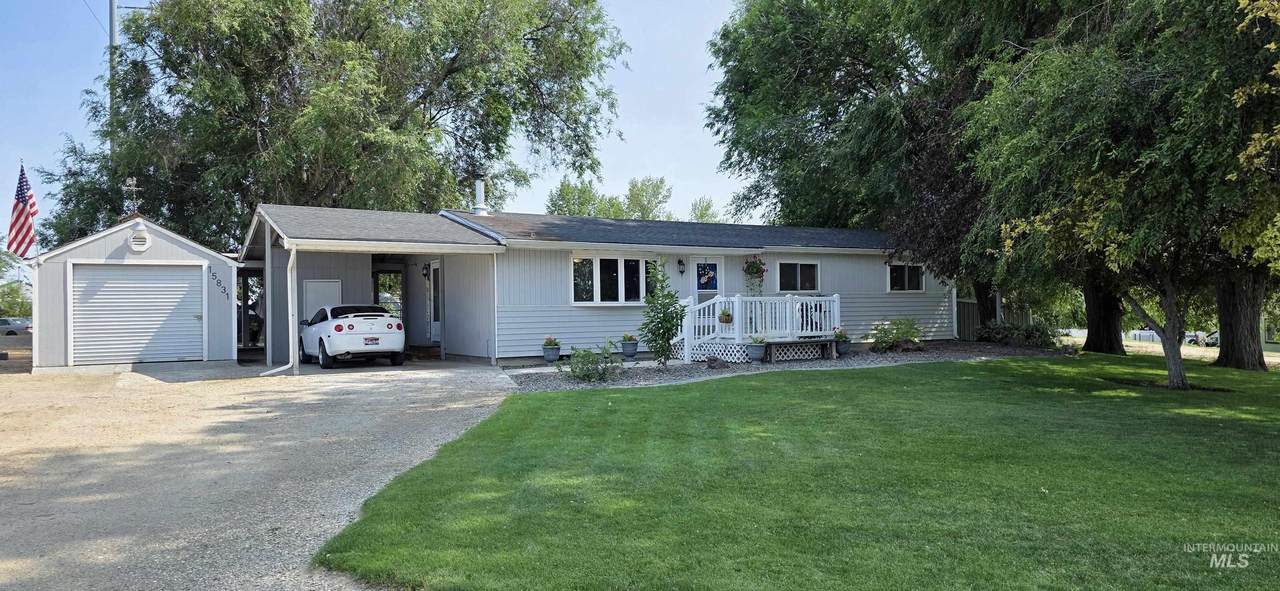 15831 Richway Dr - Photo 1