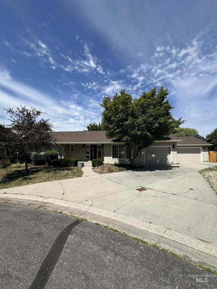 433 N Rene Pl. - Photo 1