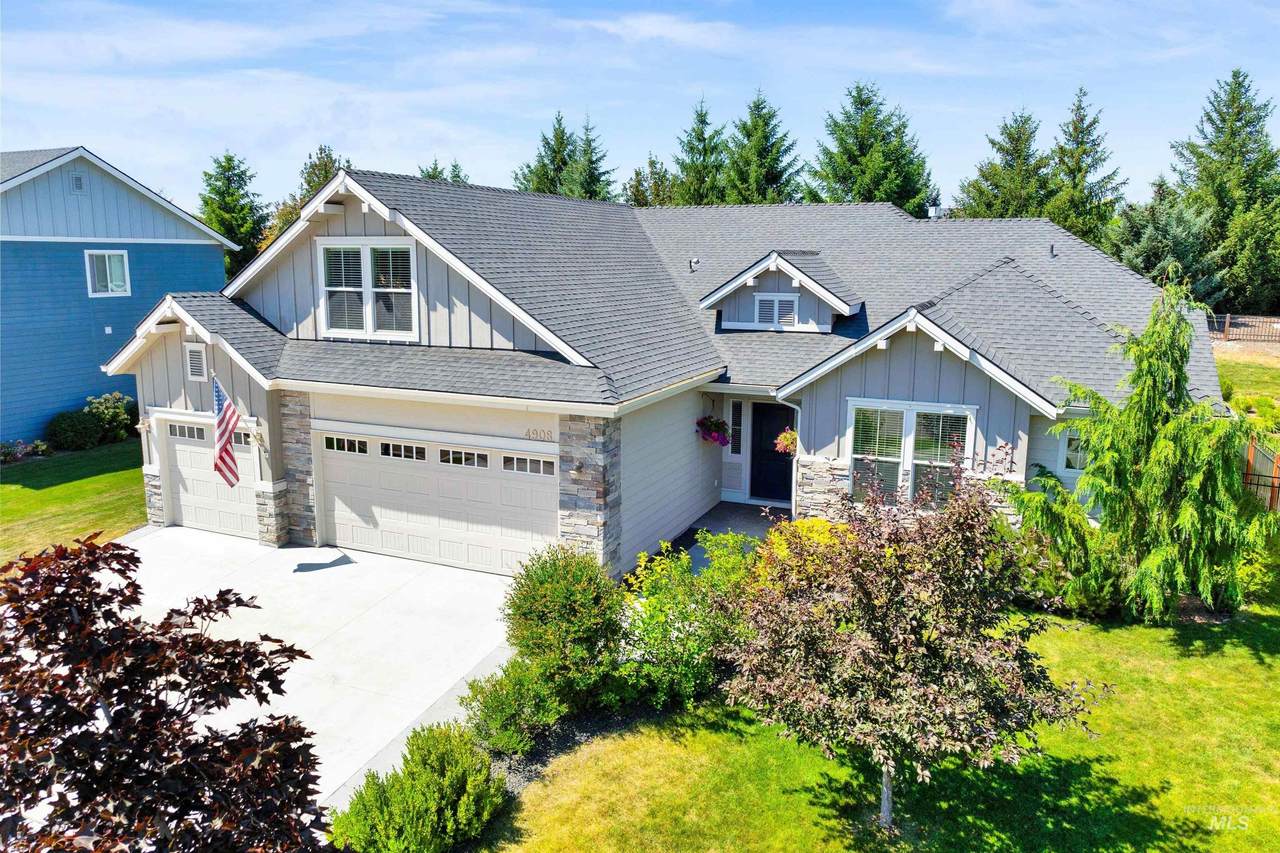 4908 Eagle Landing Court - Photo 1