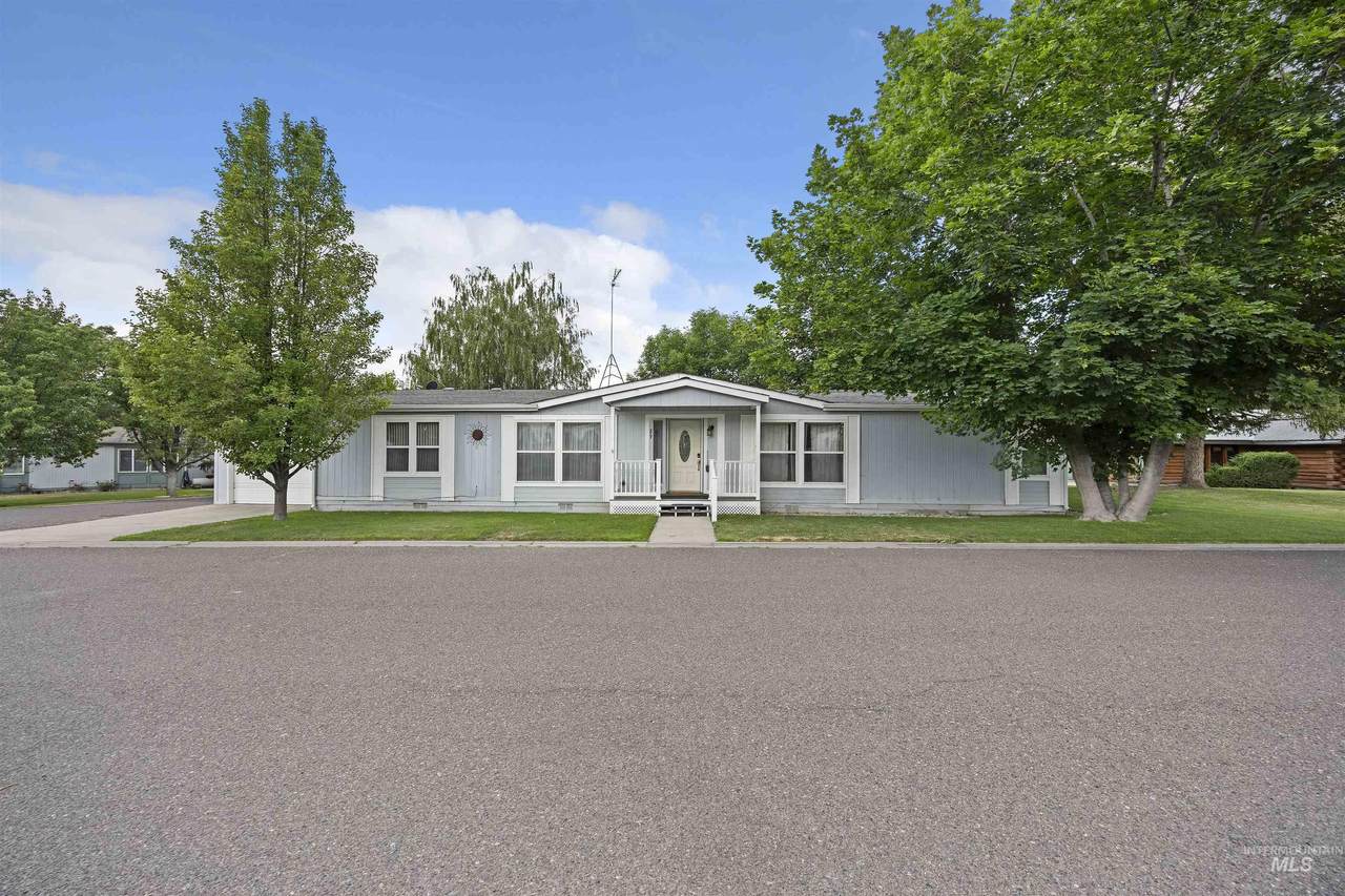 910 Moon Glo Rd - Photo 1