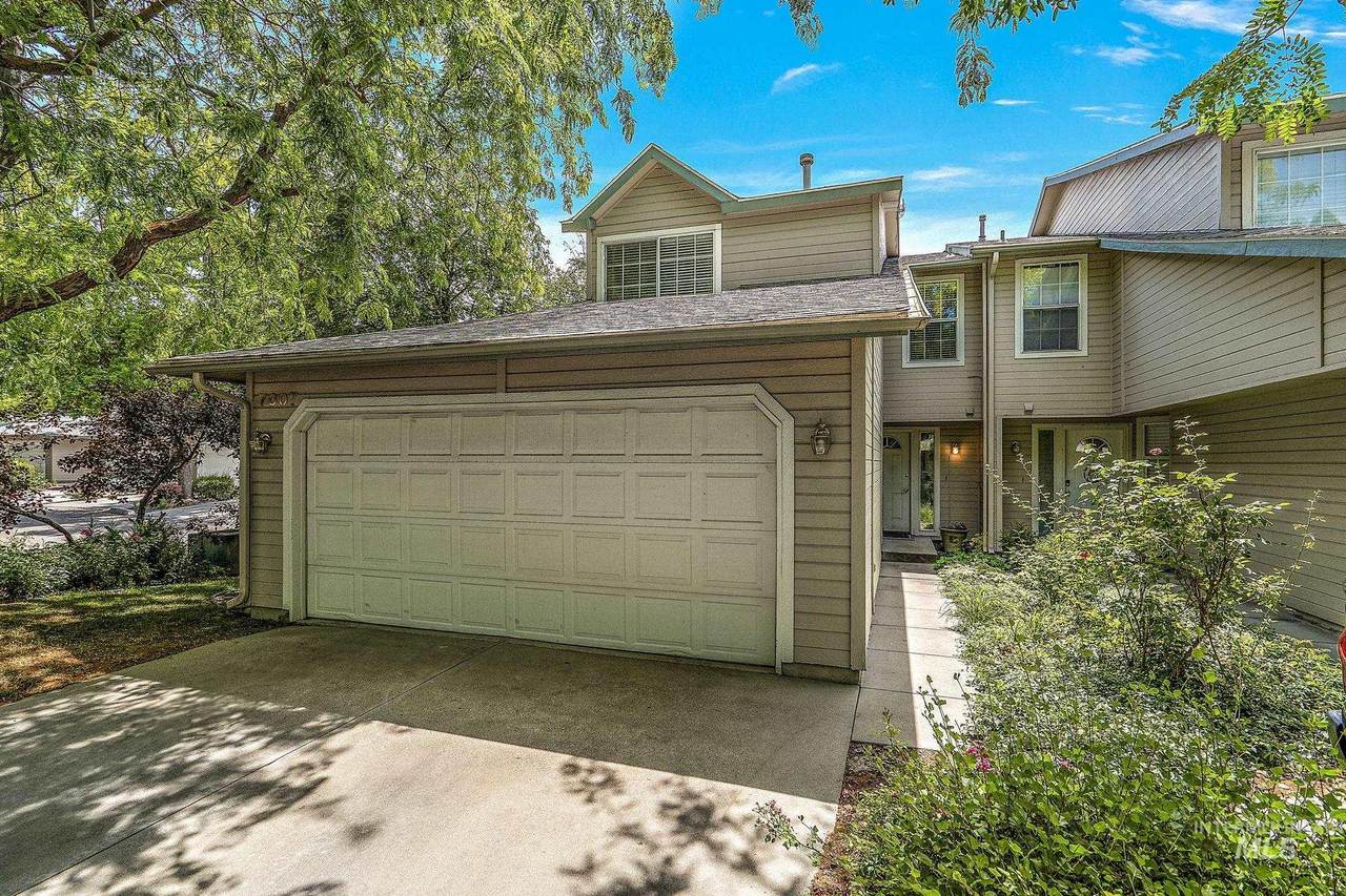7007 Irving Place - Photo 1