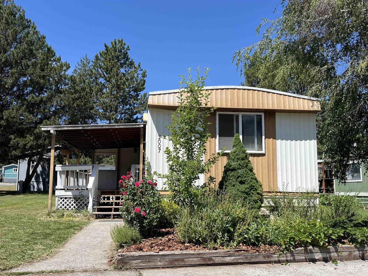 609 Almon #2007 - Photo 1