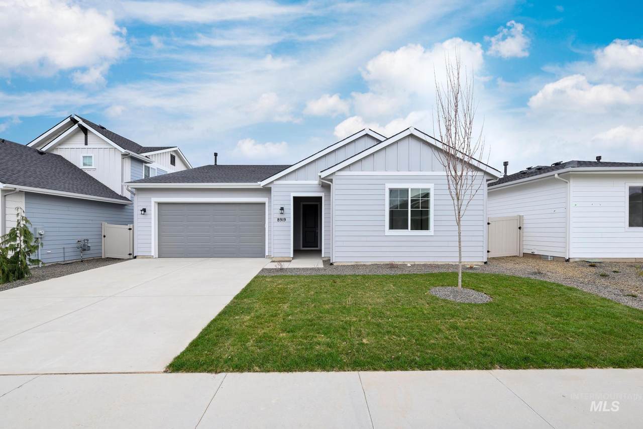 2111 Gelding St - Photo 1