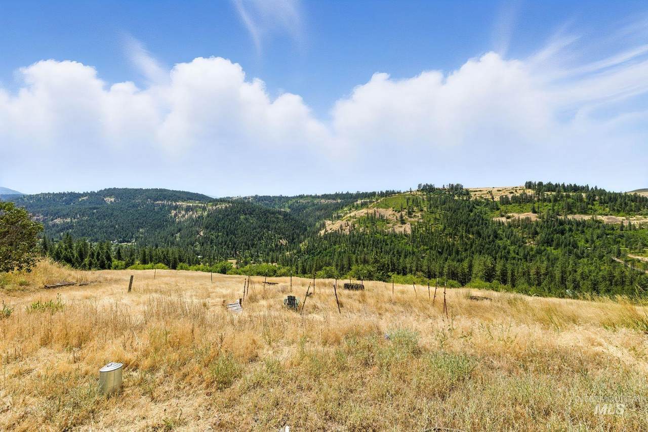 132 Wagon Wheel Rd. - Photo 1