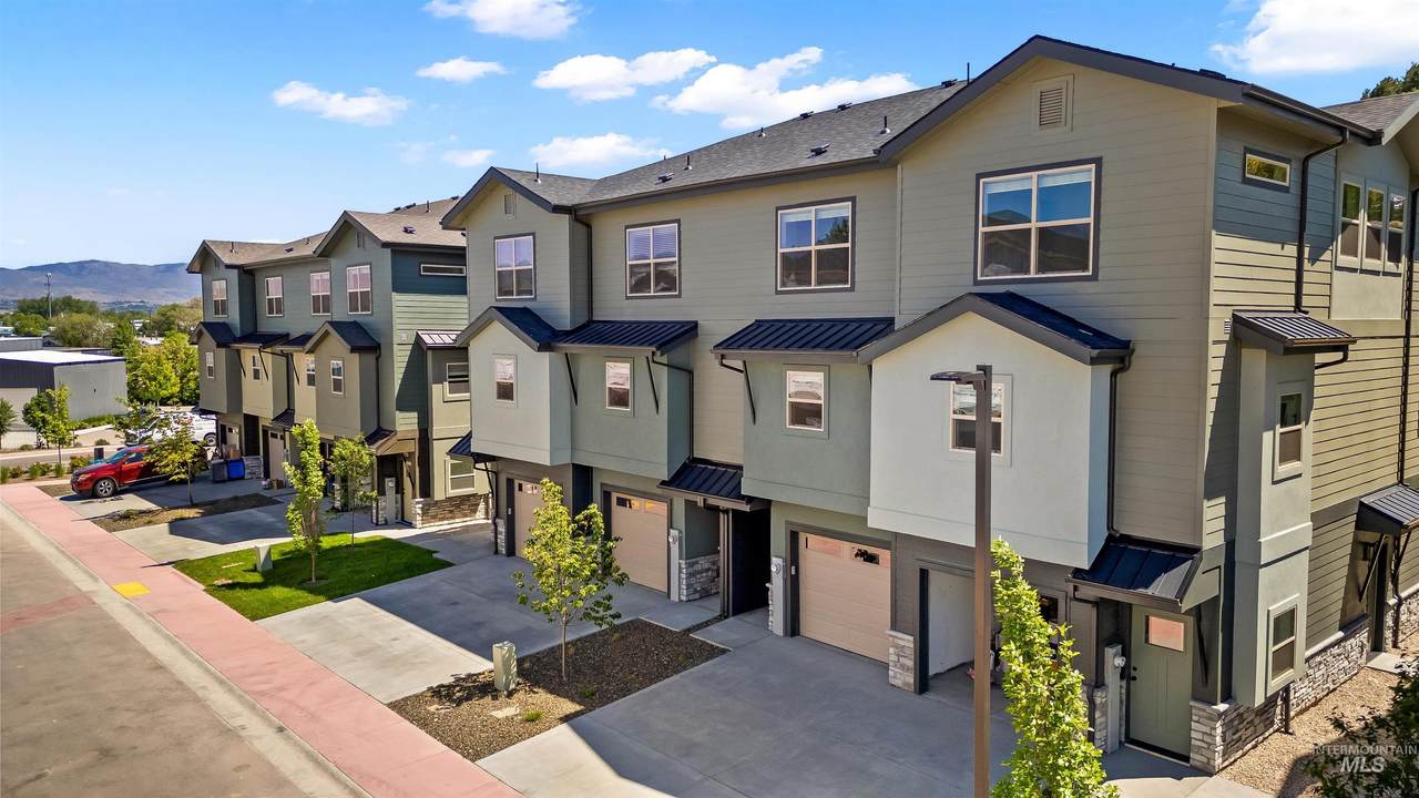 7445 Swain Ln - Photo 1