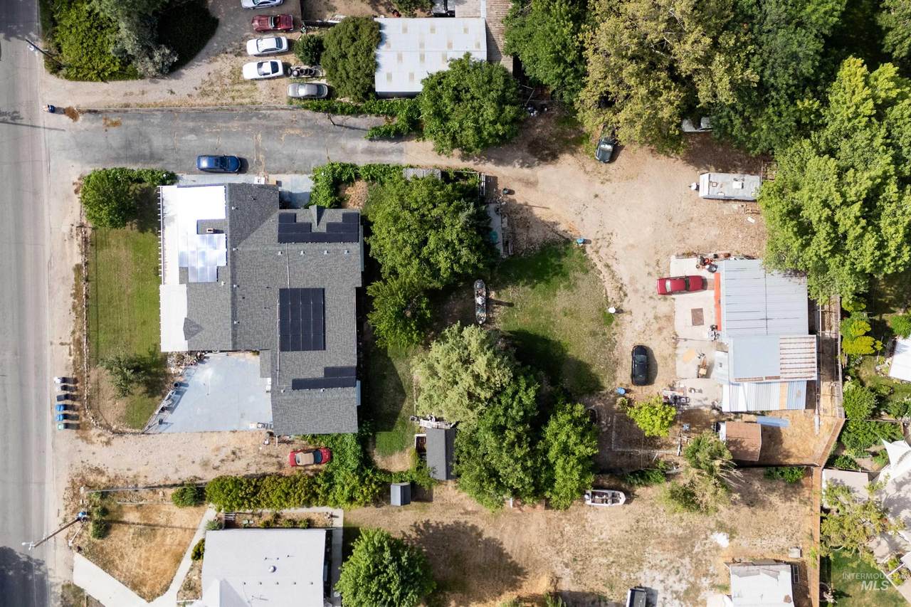 4213 Dalton Ln - Photo 1