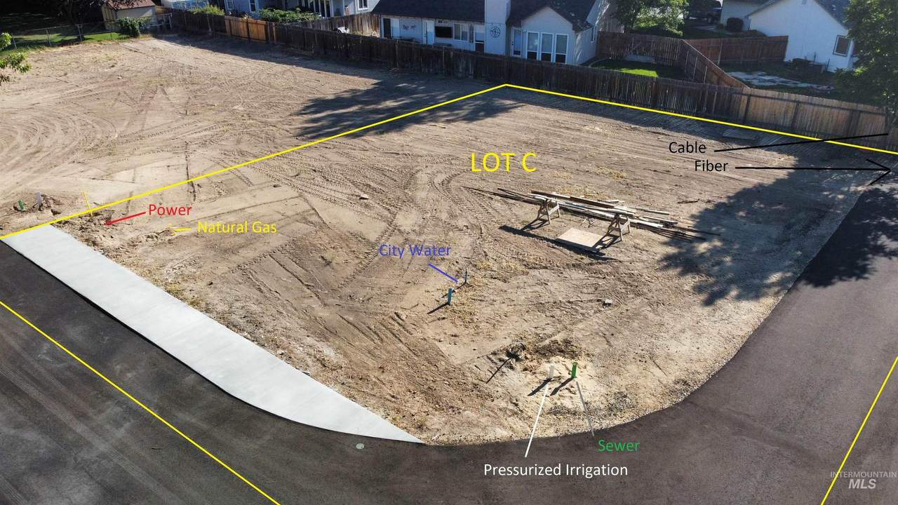 9593 Irving St - Photo 1
