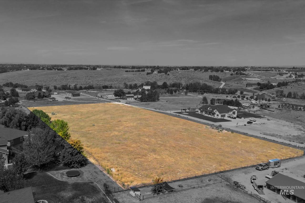TBD Desert Wolf Lane - Photo 1
