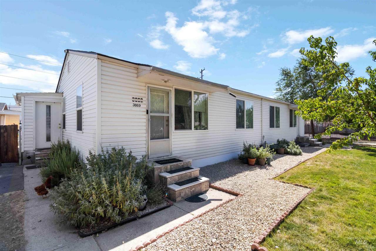 3869 & 3883 Custer Dr - Photo 1