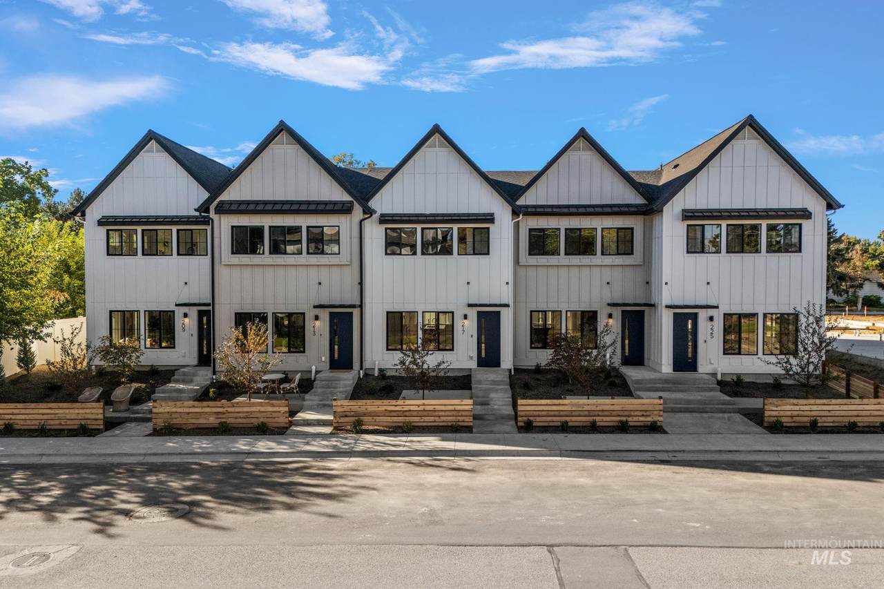 249 Highland - Photo 1