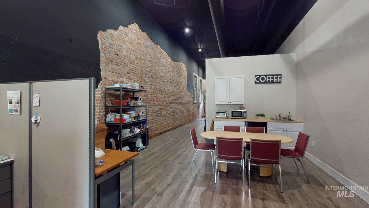 528 Main St. - Photo 1