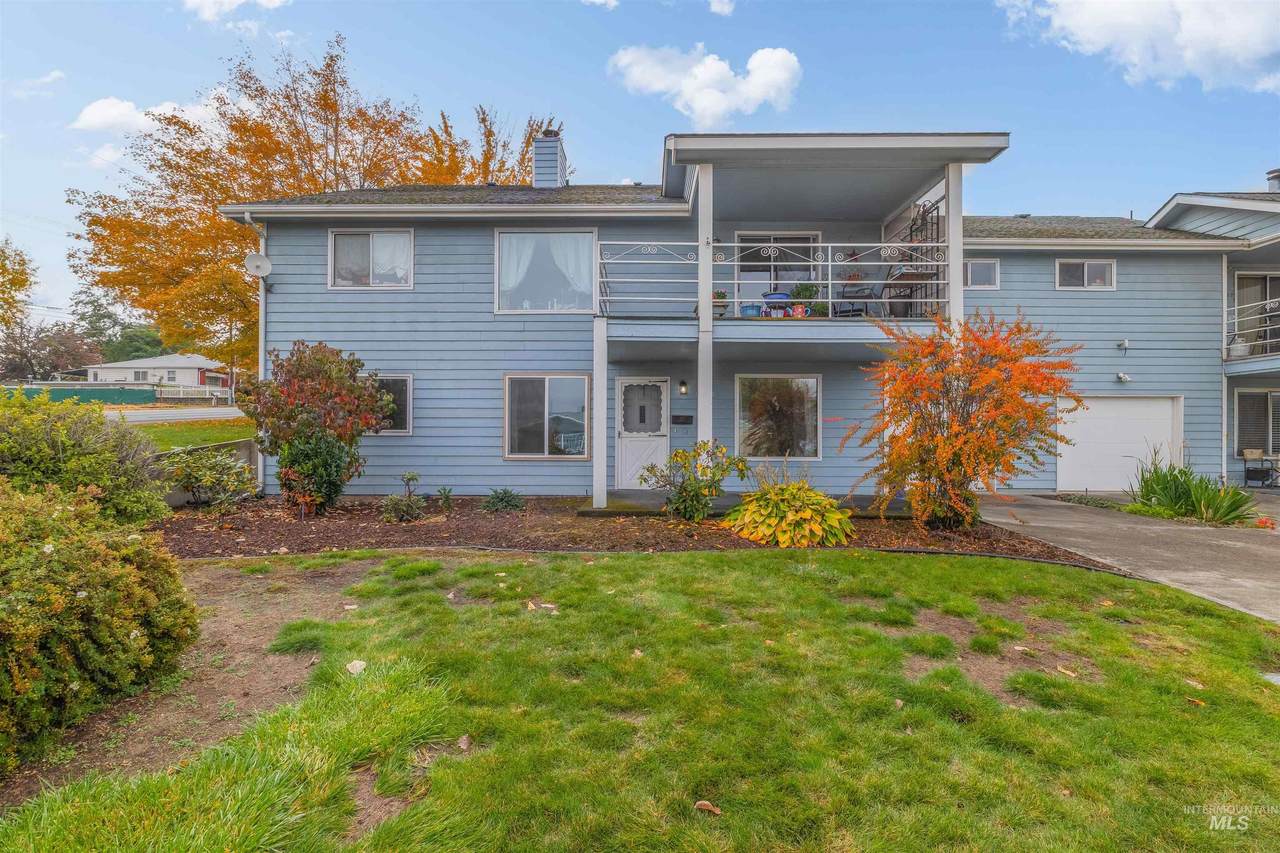 1624 18th Avenue - Photo 1