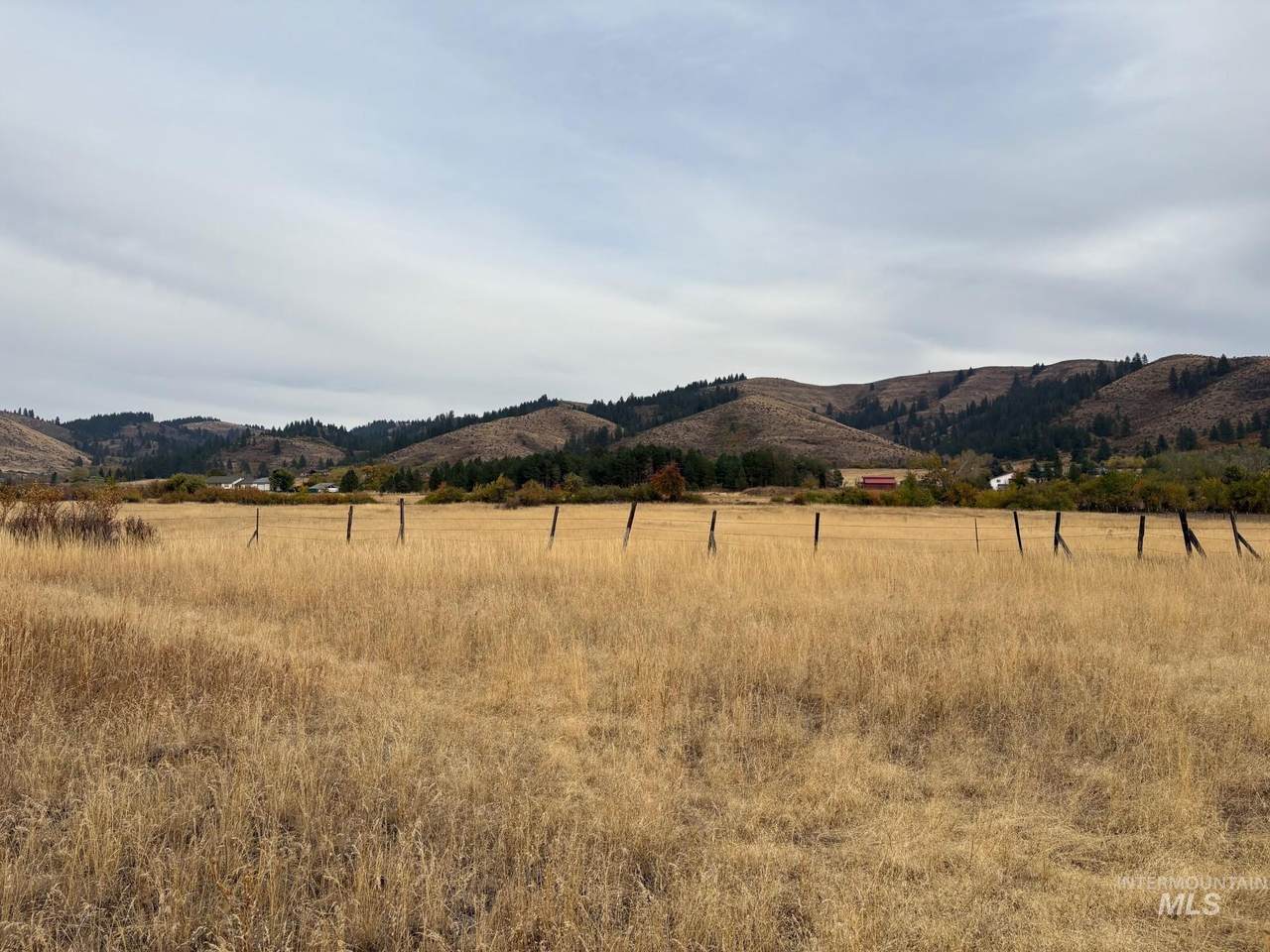 TBD Lot 6 Blk 1 Circle Dr - Photo 1