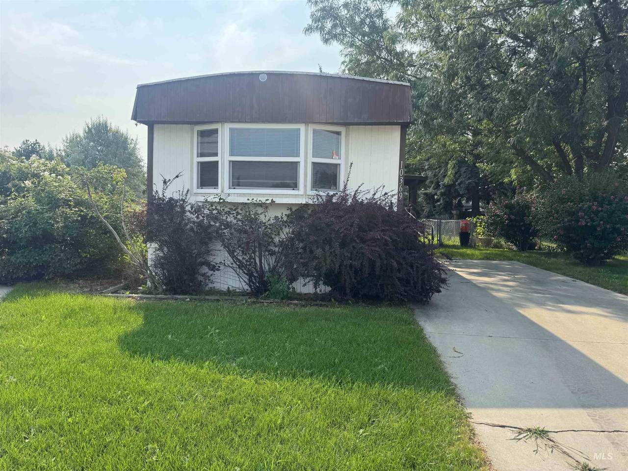 10369 W Florence Ln - Photo 1