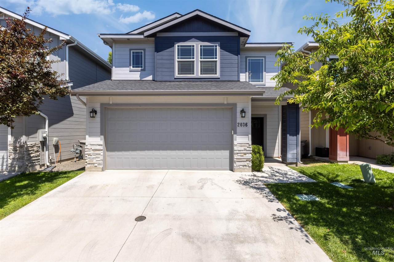 2036 Bella Ln - Photo 1