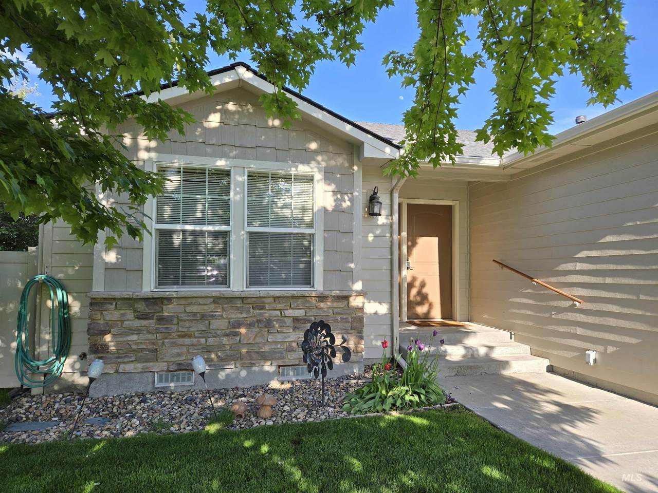 770 Dorian Dr. - Photo 1