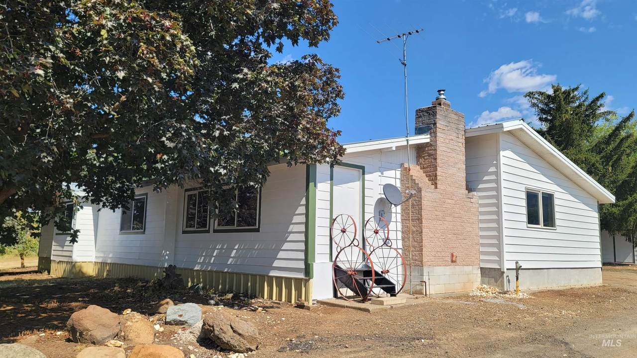 2122 Hwy 95 - Photo 1