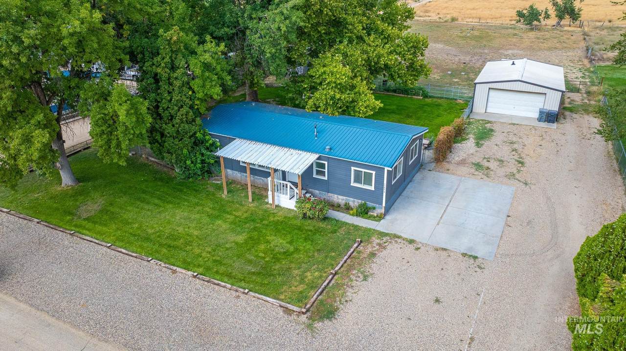 13854 Gary Ln - Photo 1