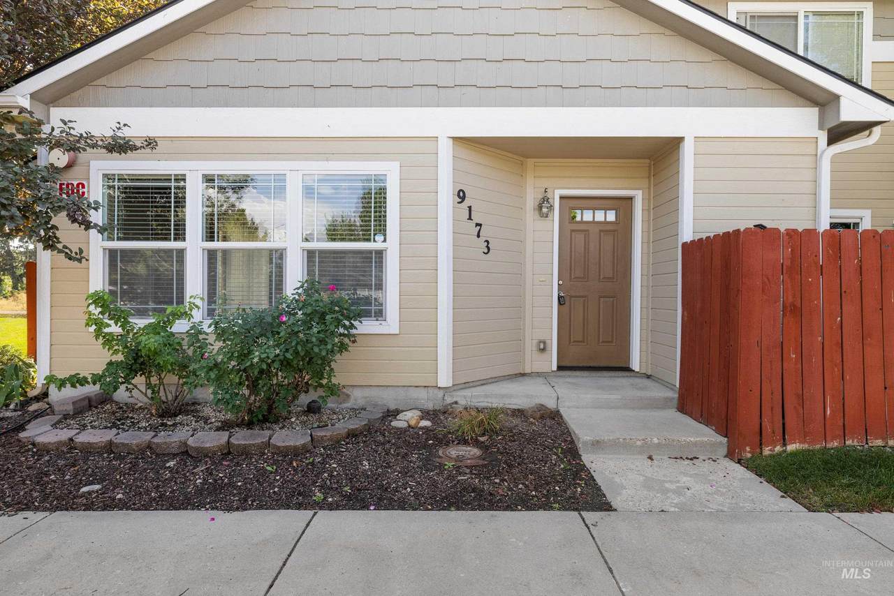 9173 Brogan - Photo 1