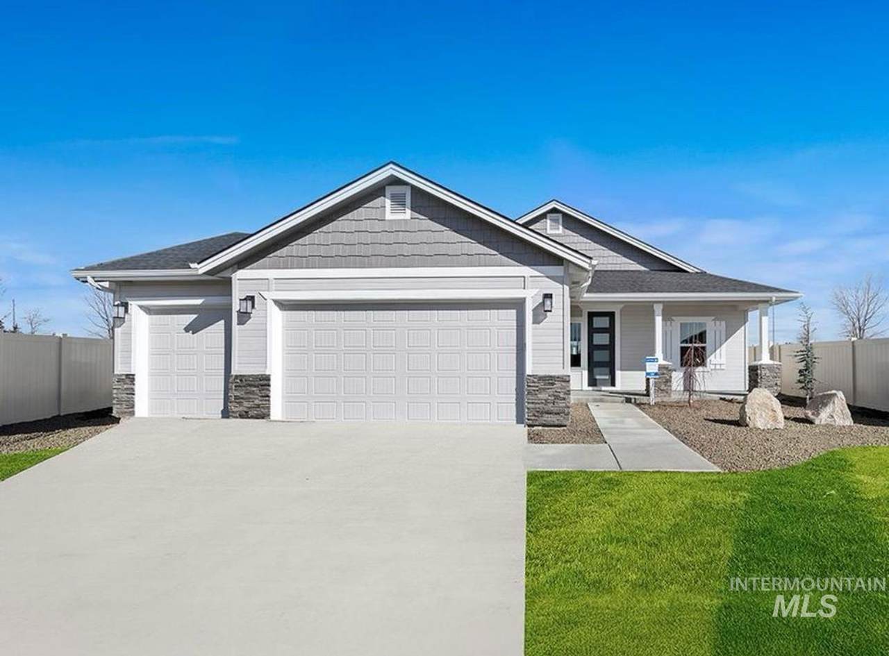 941 Campbell St - Photo 1