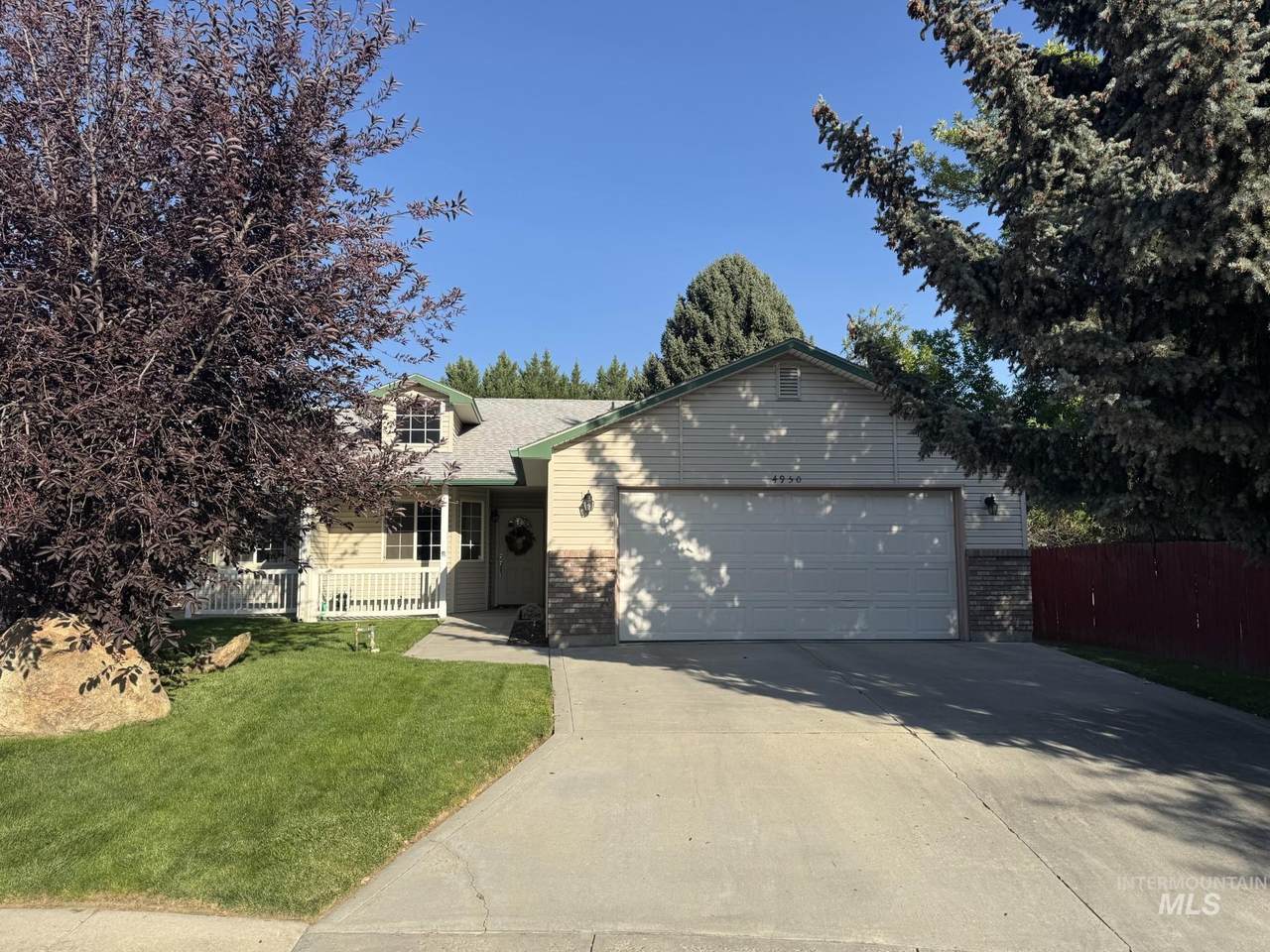 4950 Hillcrest View Ct - Photo 1