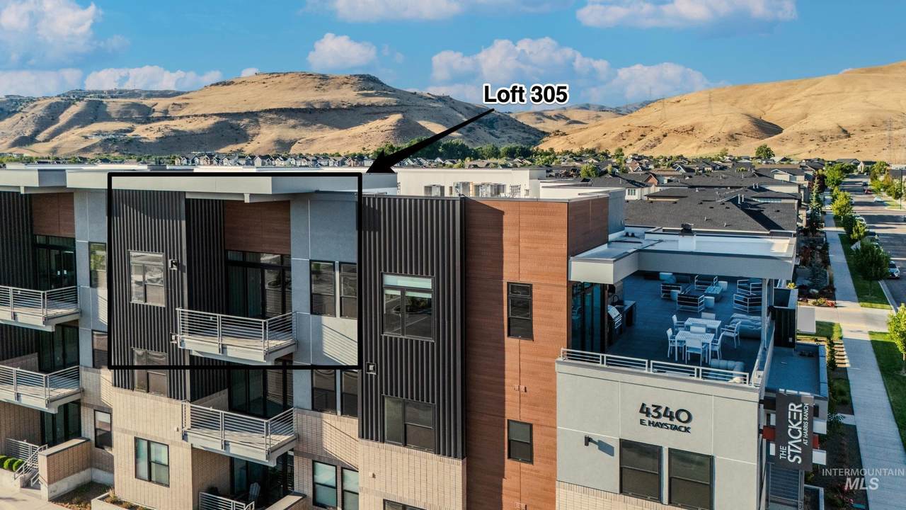 4340 Haystack St - Photo 1