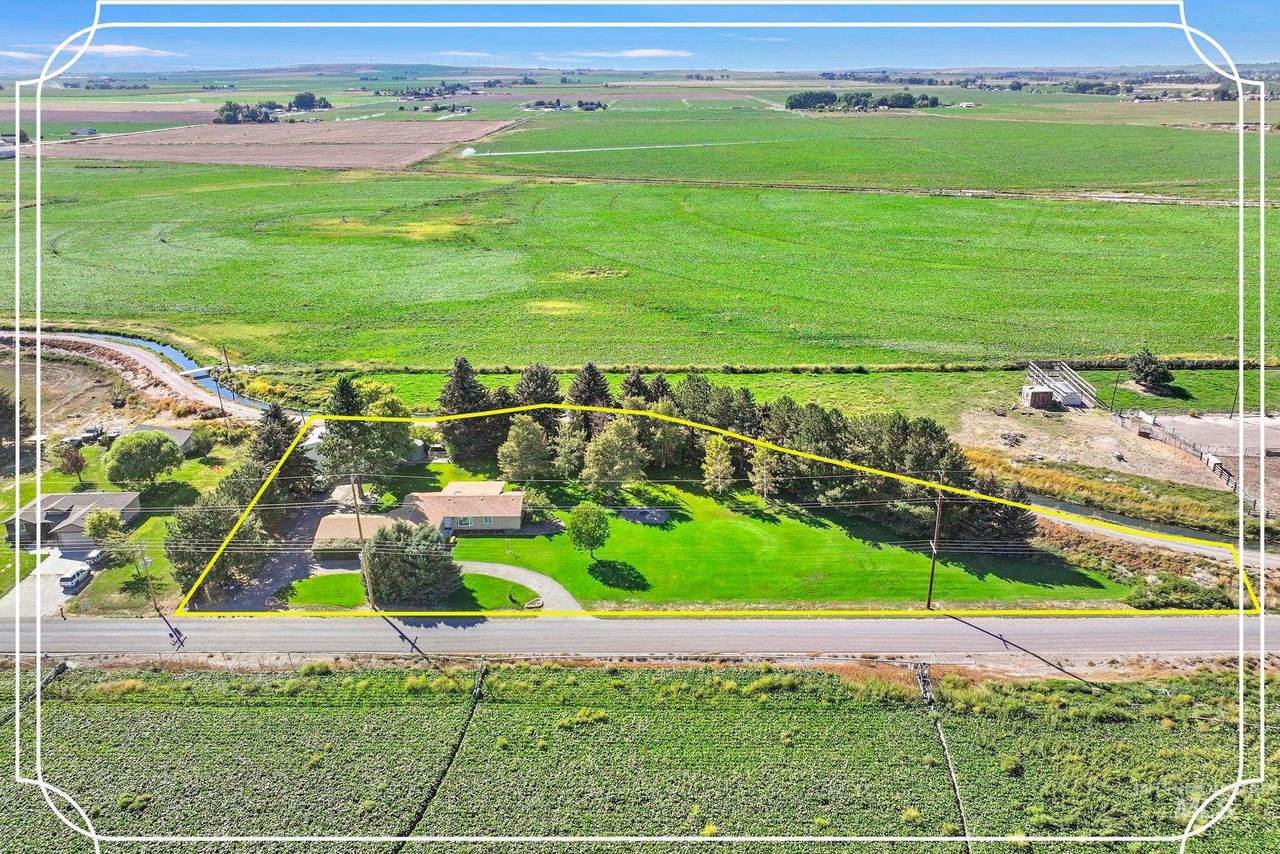 160 S 100 W - Photo 1