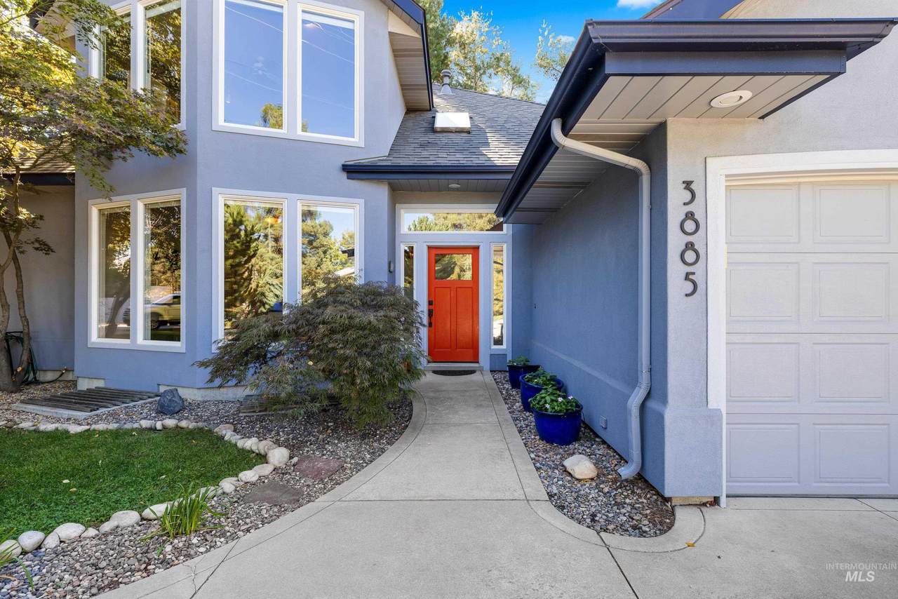 3885 Boise Ave - Photo 1