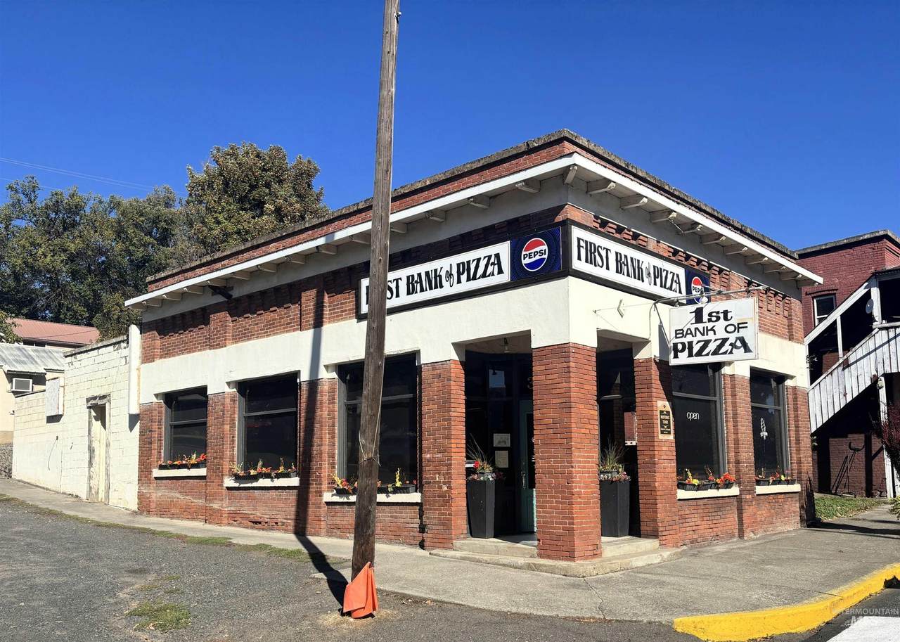 301 Main Street - Photo 1