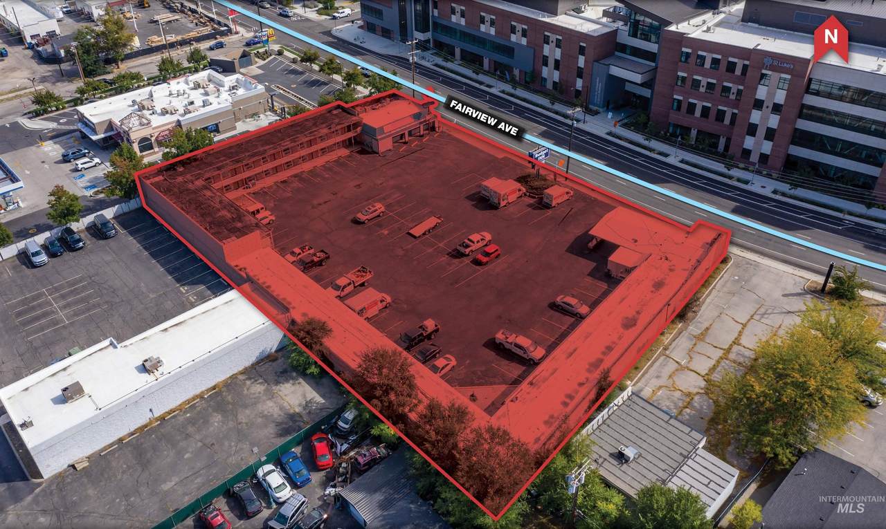 2600 Fairview Ave - Photo 1