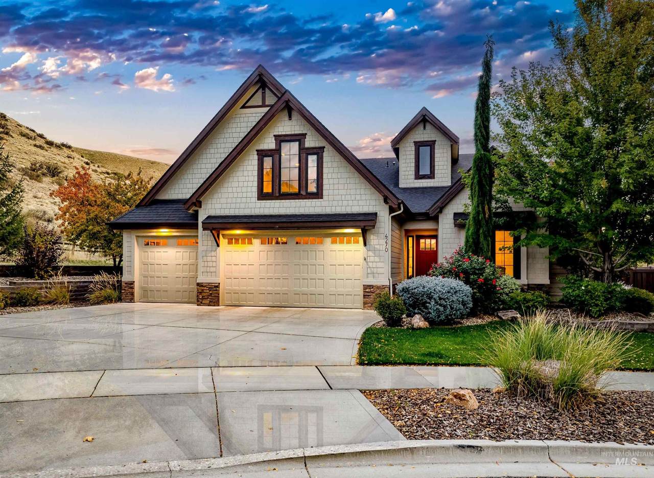 4270 River Falls Avenue - Photo 1