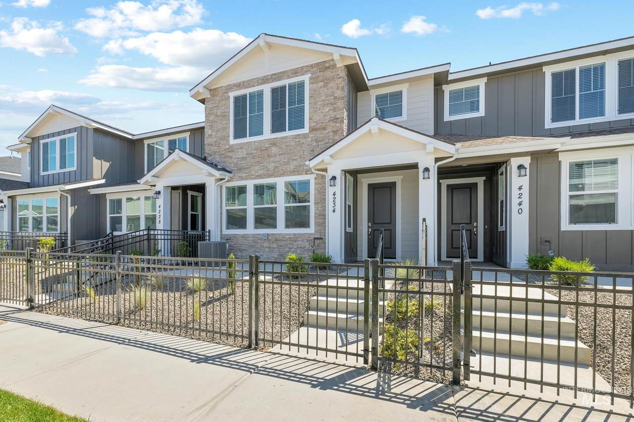 4234 Cirrus Ln - Photo 1