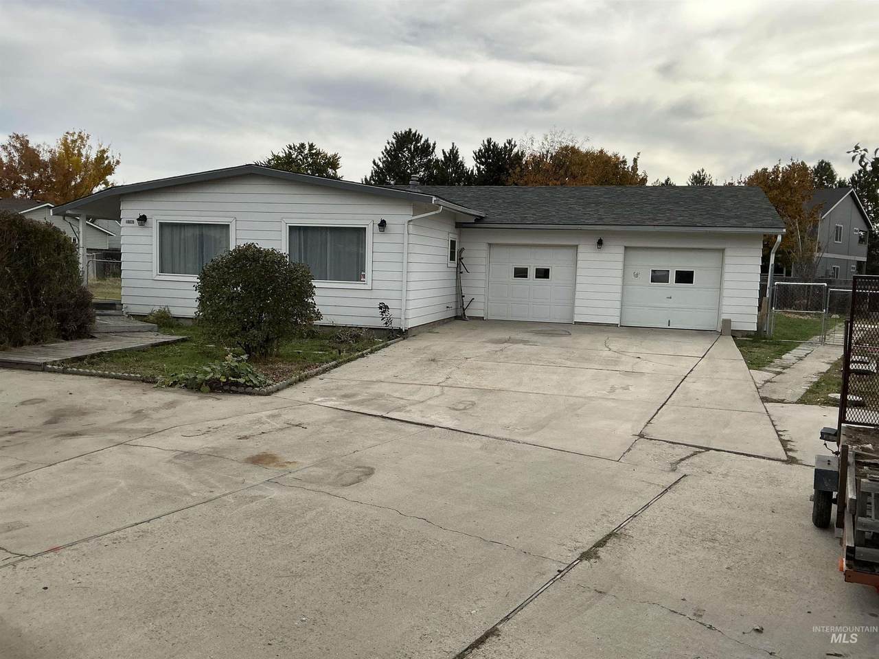 10035 Mesquite Ln - Photo 1