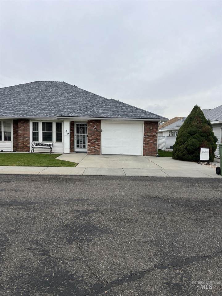 129 Country Lane Loop - Photo 1