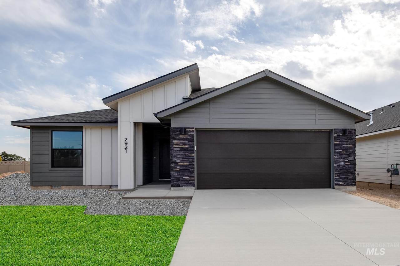 3710 Dover St - Photo 1