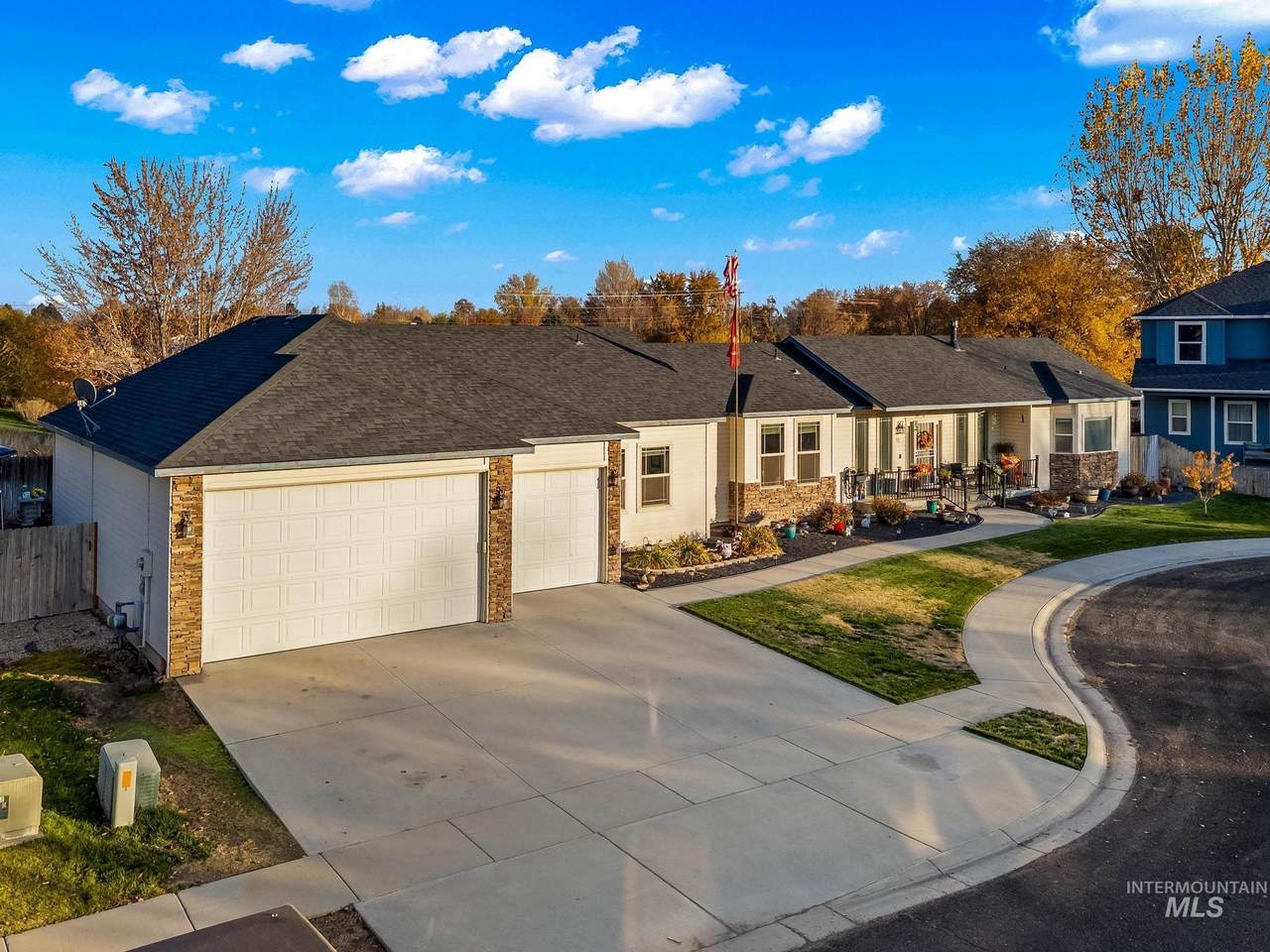 52 Cobblestone - Photo 1