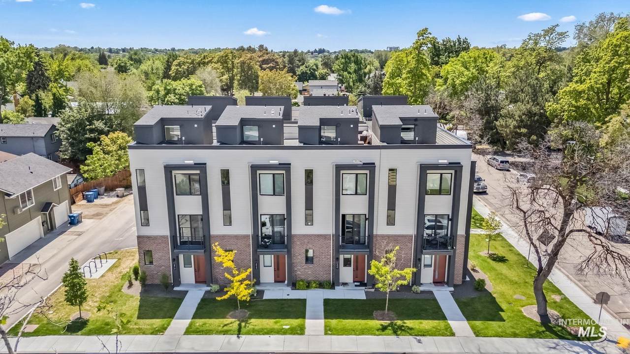 2935-2947 Jordan St. - Photo 1