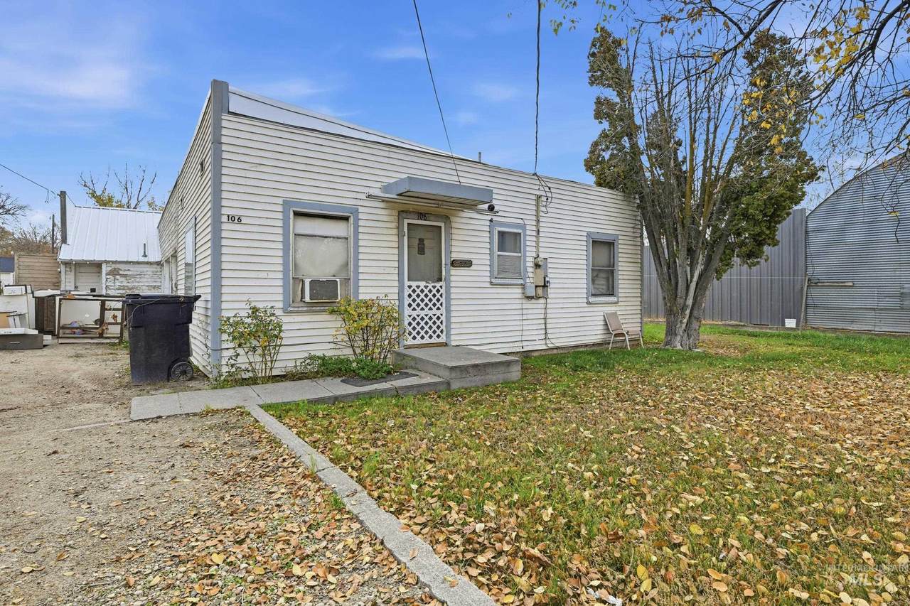 106 N 5th St - Photo 1