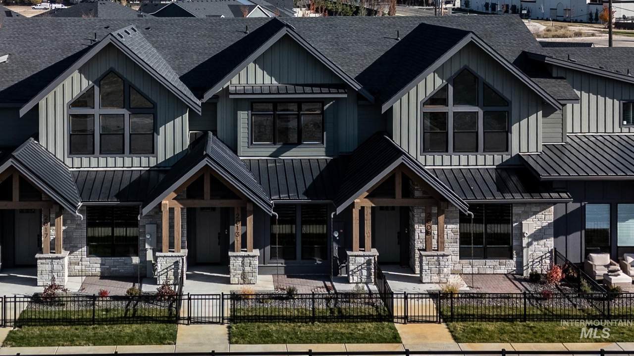 2162 Freya Ct - Photo 1