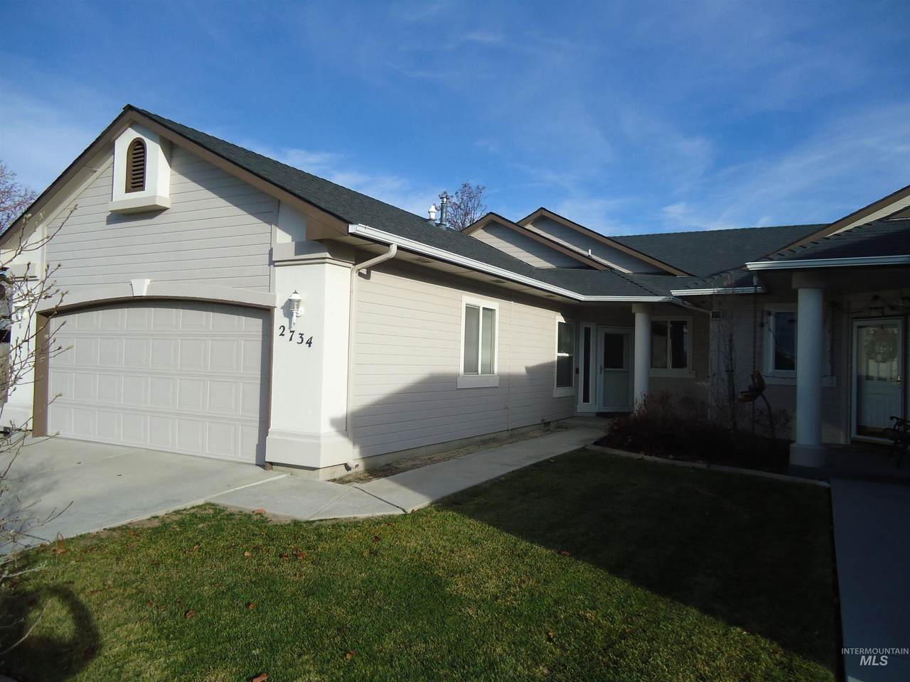 2734 Turnberry Way - Photo 1